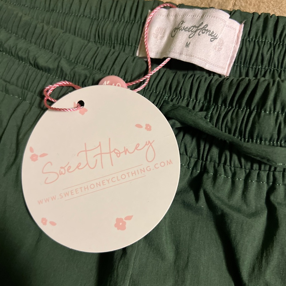 Sweet Honey Relay Shorts NWT